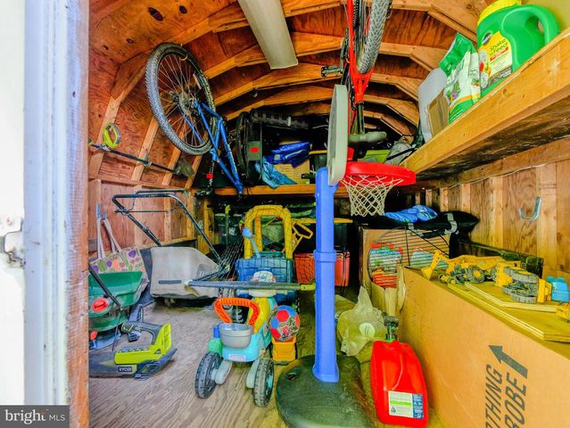 8 W FACTORY RD, Berlin, NJ 08009