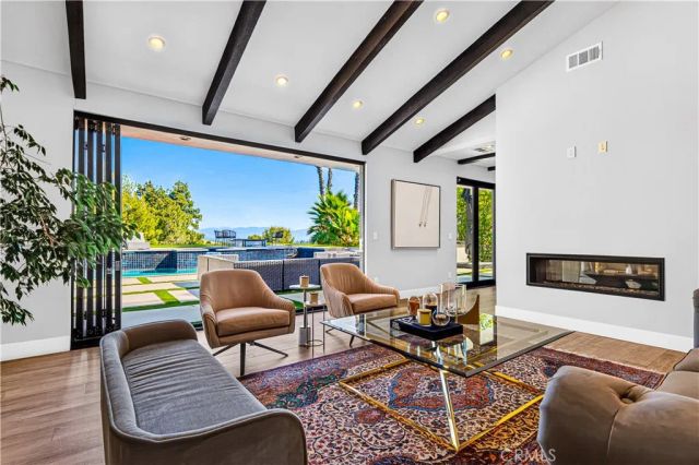 19541 Greenbriar Drive, Tarzana, CA 91356