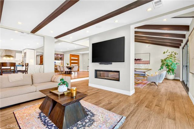 19541 Greenbriar Drive, Tarzana, CA 91356