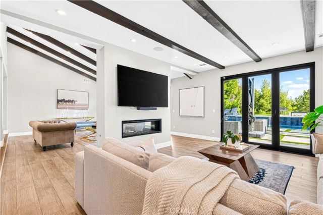 19541 Greenbriar Drive, Tarzana, CA 91356