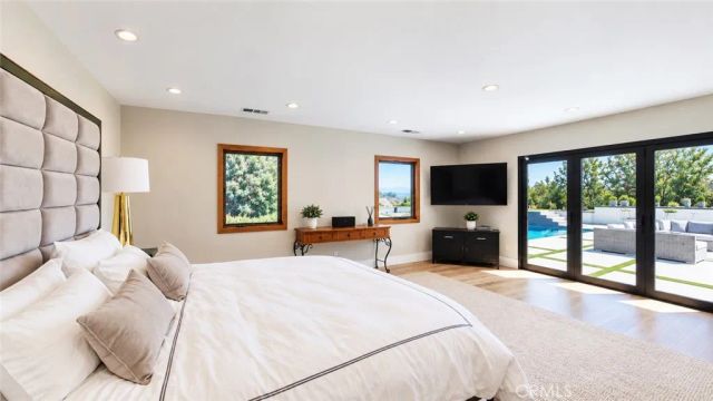 19541 Greenbriar Drive, Tarzana, CA 91356