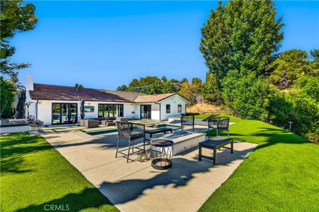 19541 Greenbriar Drive, Tarzana, CA 91356