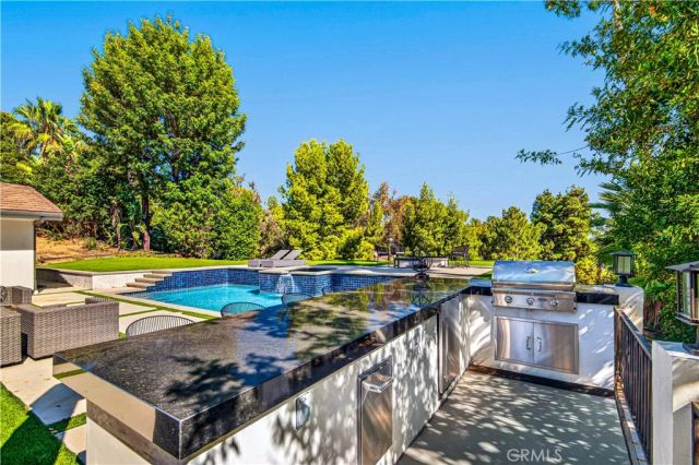 19541 Greenbriar Drive, Tarzana, CA 91356