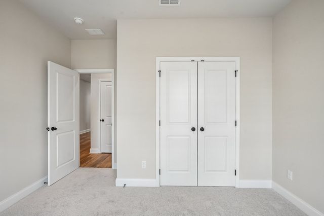 223 Jasmine Way, La Vergne, TN 37086