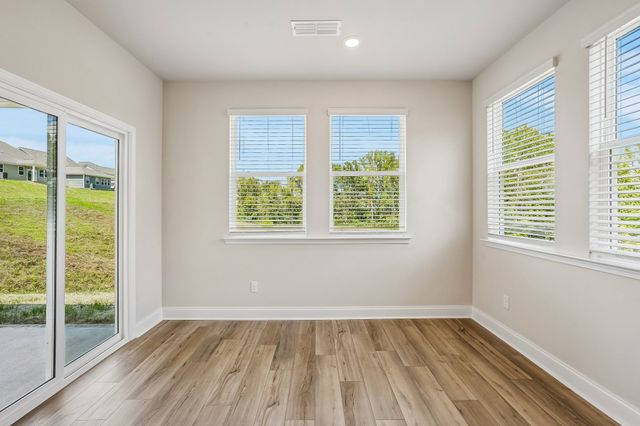 223 Jasmine Way, La Vergne, TN 37086