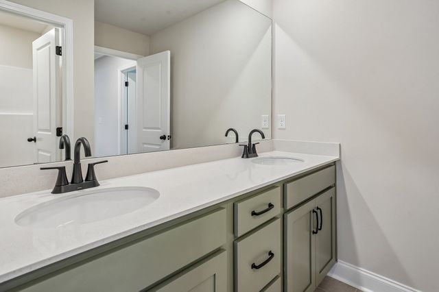 223 Jasmine Way, La Vergne, TN 37086