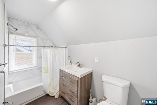 41 Edgar Street, East Orange, NJ 07018