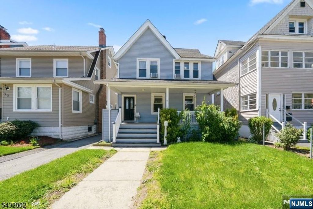 41 Edgar Street, East Orange, NJ 07018