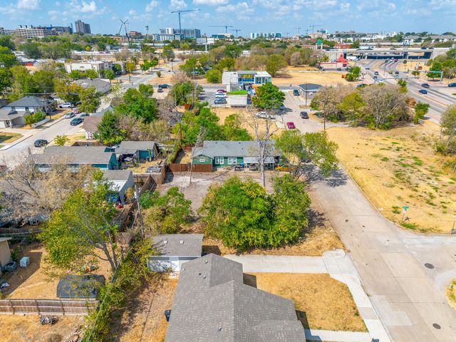 922 E Oleander Street, Fort Worth, TX 76104