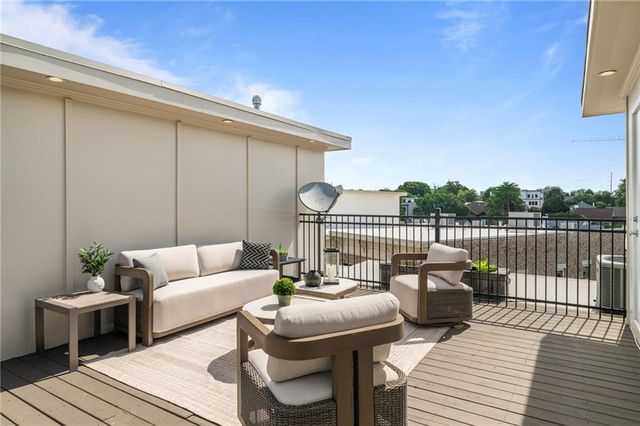 345 Brownstones Circle NE, Atlanta, GA 30312