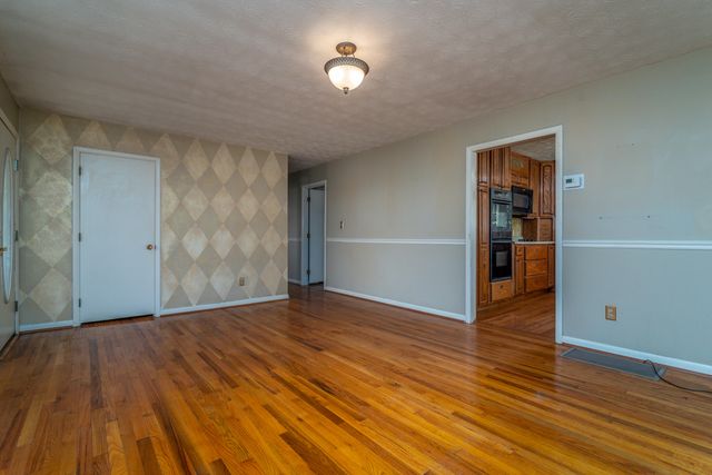 865 Liberty Road, West Liberty, KY 41472