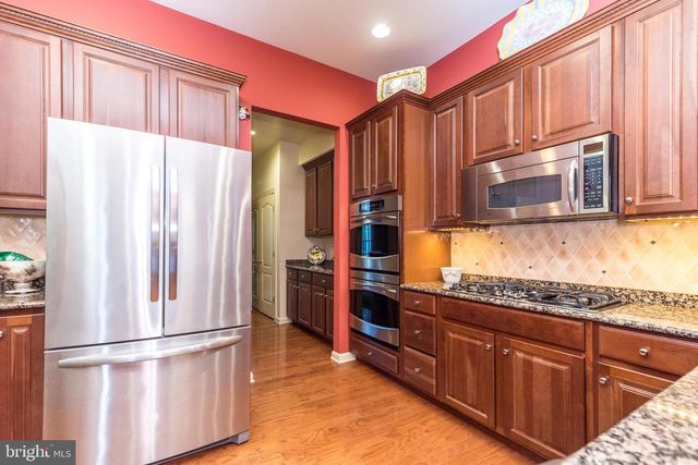 215 GOLDENROD DR, Upper Gwynedd, PA 19446