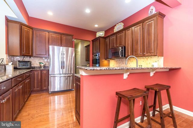 215 GOLDENROD DR, Upper Gwynedd, PA 19446