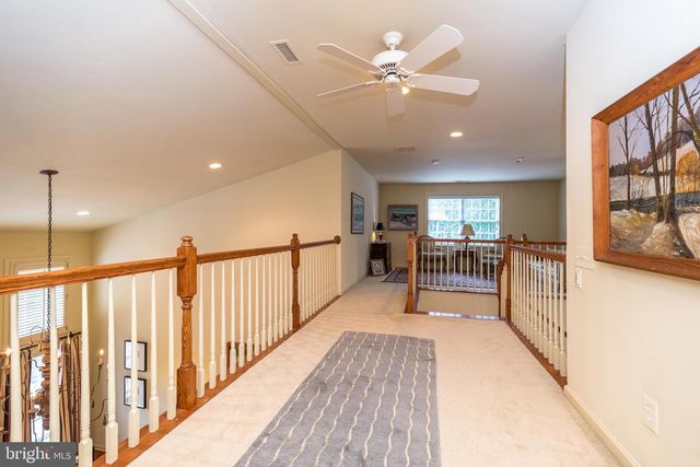 215 GOLDENROD DR, Upper Gwynedd, PA 19446