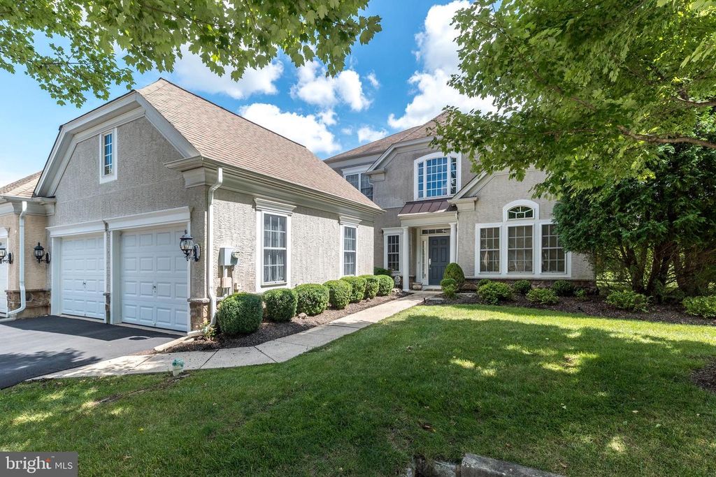 215 GOLDENROD DR, Upper Gwynedd, PA 19446