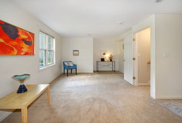 121 Audubon Dr 121, Acton, MA 01720