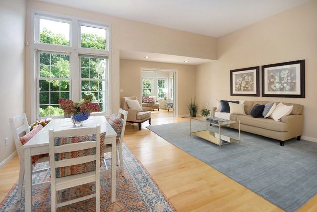 121 Audubon Dr 121, Acton, MA 01720