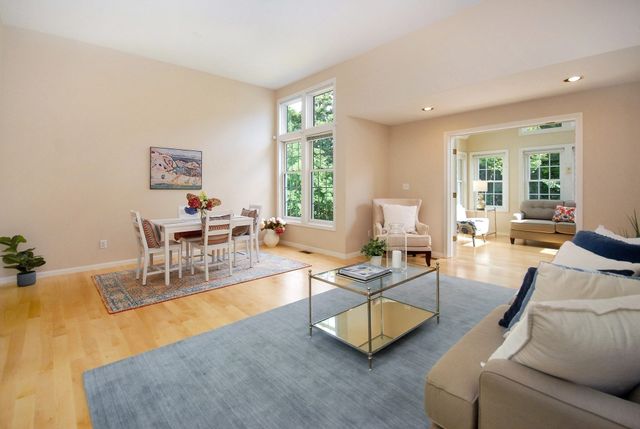 121 Audubon Dr 121, Acton, MA 01720