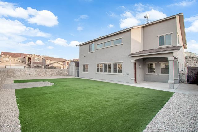 7085 CENTURY PLANT Drive, El Paso, TX 79912