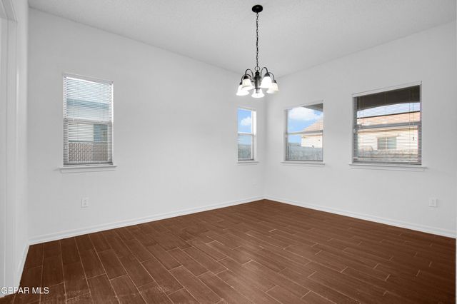 7085 CENTURY PLANT Drive, El Paso, TX 79912