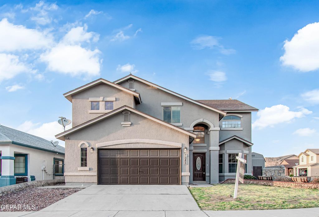 7085 CENTURY PLANT Drive, El Paso, TX 79912