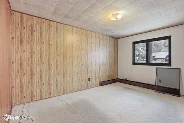 1256 Redwood Court, Anchorage, AK 99508