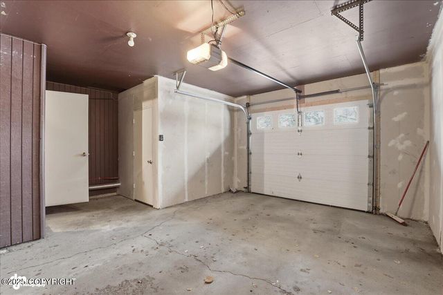 1256 Redwood Court, Anchorage, AK 99508