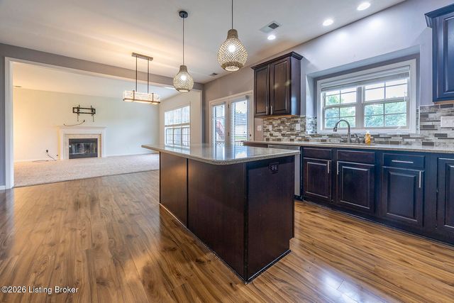 16716 Summit Vista Way, Louisville, KY 40245
