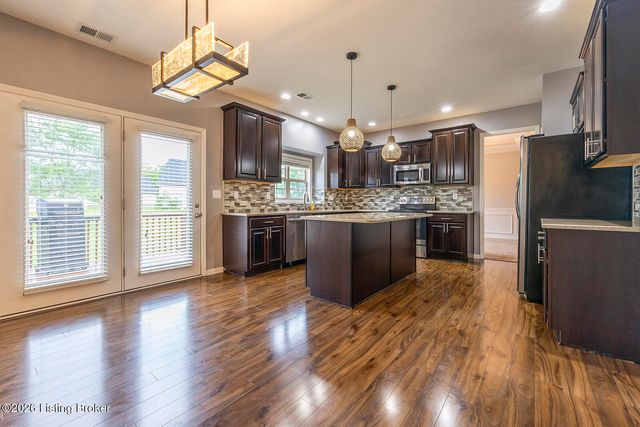 16716 Summit Vista Way, Louisville, KY 40245