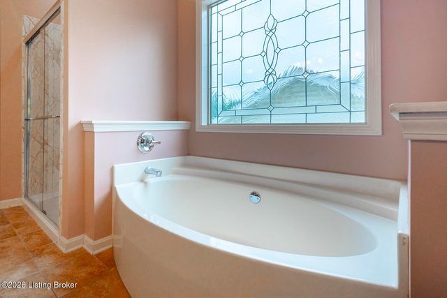 16716 Summit Vista Way, Louisville, KY 40245