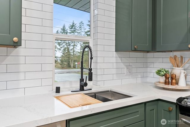 4968 Morgan Drive, Blaine, WA 98230