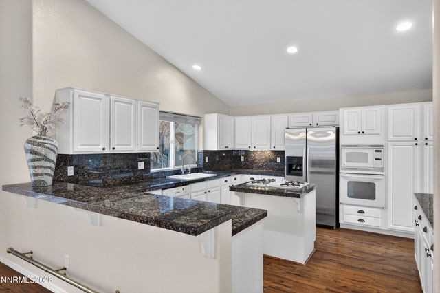 6279 Golden Meadow Road, Reno, NV 89519