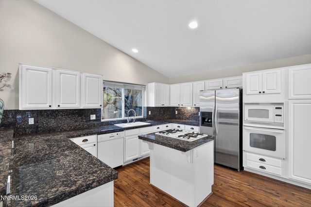 6279 Golden Meadow Road, Reno, NV 89519