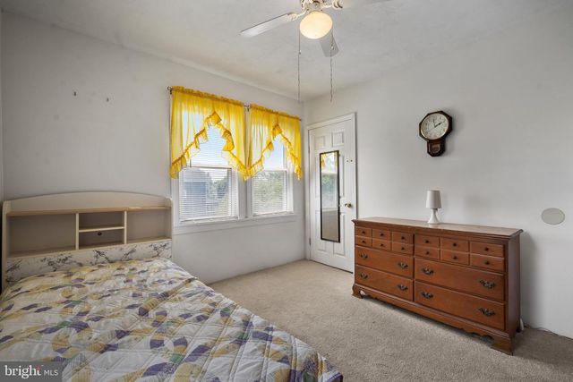 331 W JACKSON AVE, Magnolia, NJ 08049