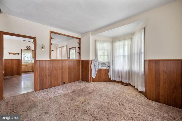 331 W JACKSON AVE, Magnolia, NJ 08049