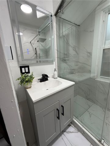 59 Rowley, Rochester, NY 14607