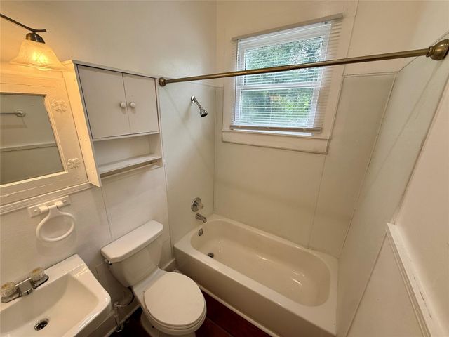 1403 14th Street 3, Huntsville, TX 77340