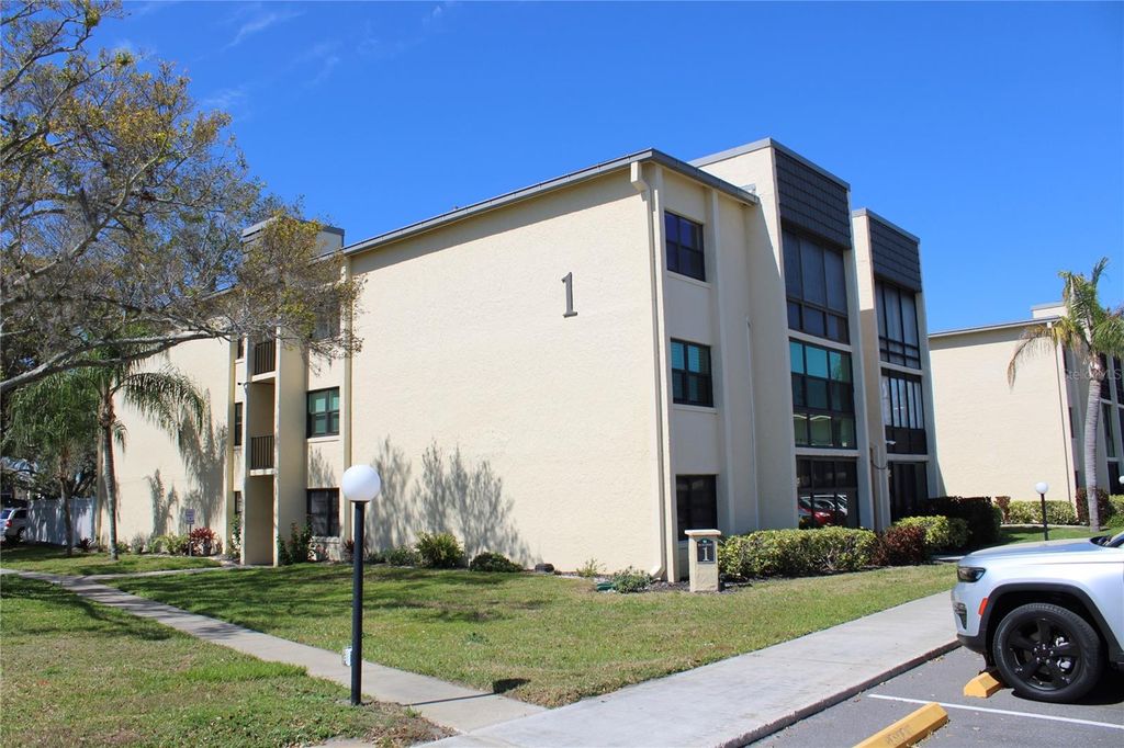 14130 ROSEMARY LANE 1117, Largo, FL 33774