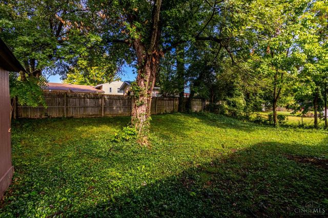 11559 Fremantle Drive, Forest Park, OH 45240