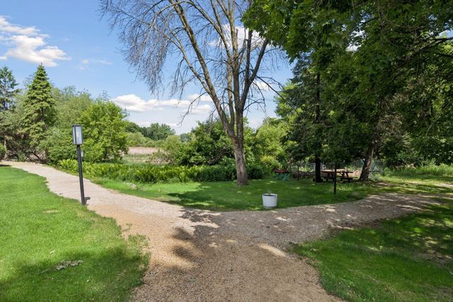 4710 58th Avenue N 201, Crystal, MN 55429