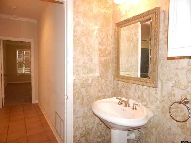 1221 River Bend Dr., Tyler, TX 75703