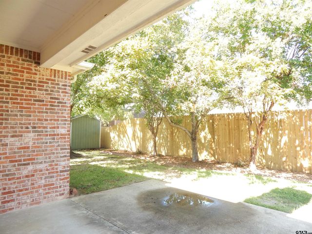 1221 River Bend Dr., Tyler, TX 75703