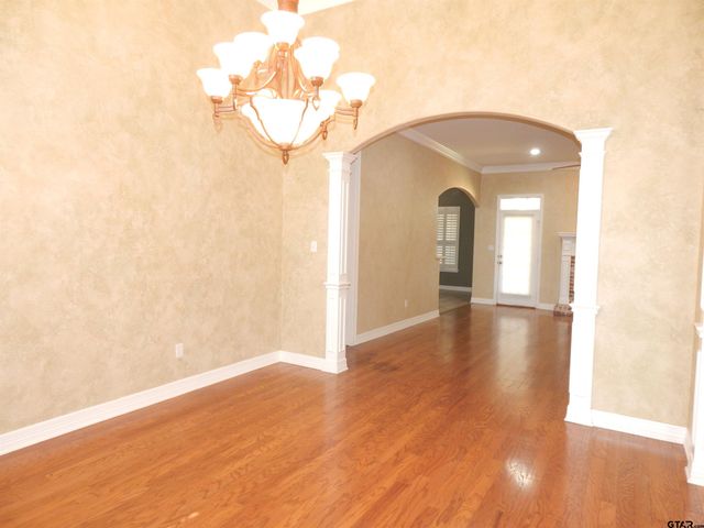 1221 River Bend Dr., Tyler, TX 75703