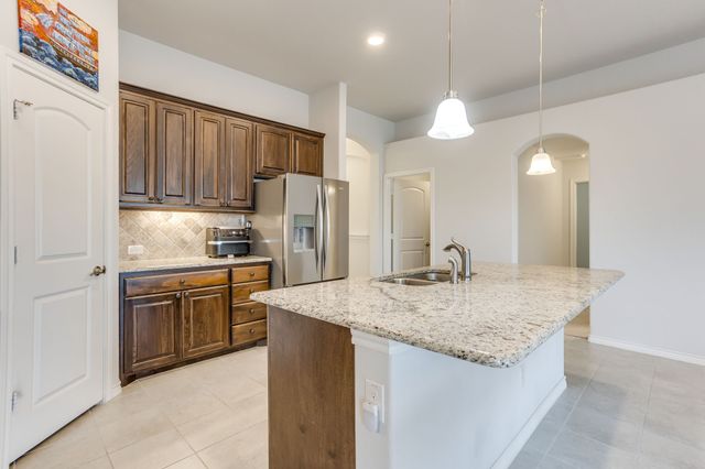 4120 Old Timber Lane, Fort Worth, TX 76036