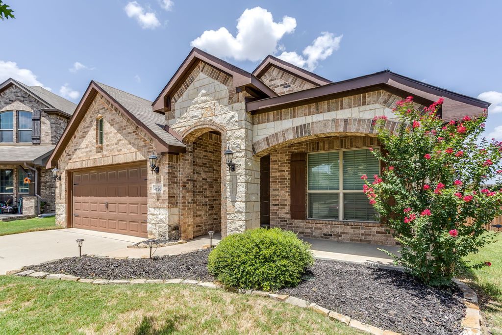 4120 Old Timber Lane, Fort Worth, TX 76036