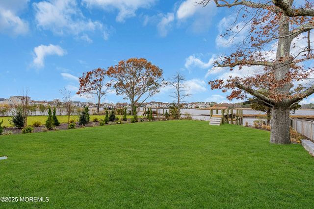 1621 Northstream Parkway, Point Pleasant, NJ 08742