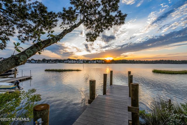 1621 Northstream Parkway, Point Pleasant, NJ 08742