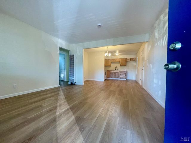 1930 L Ellenburg St, Vallejo, CA 94590