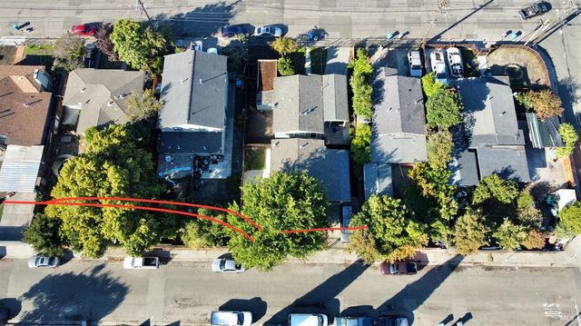 1930 L Ellenburg St, Vallejo, CA 94590