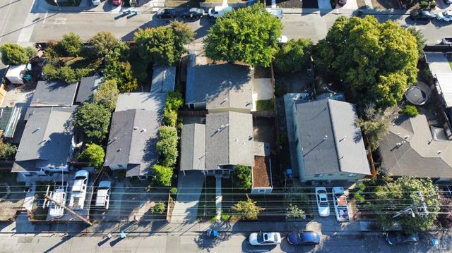 1930 L Ellenburg St, Vallejo, CA 94590